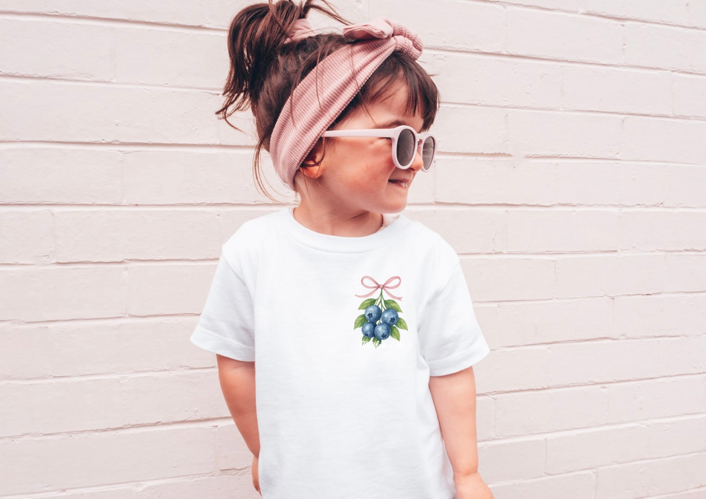 By his fruit blueberry