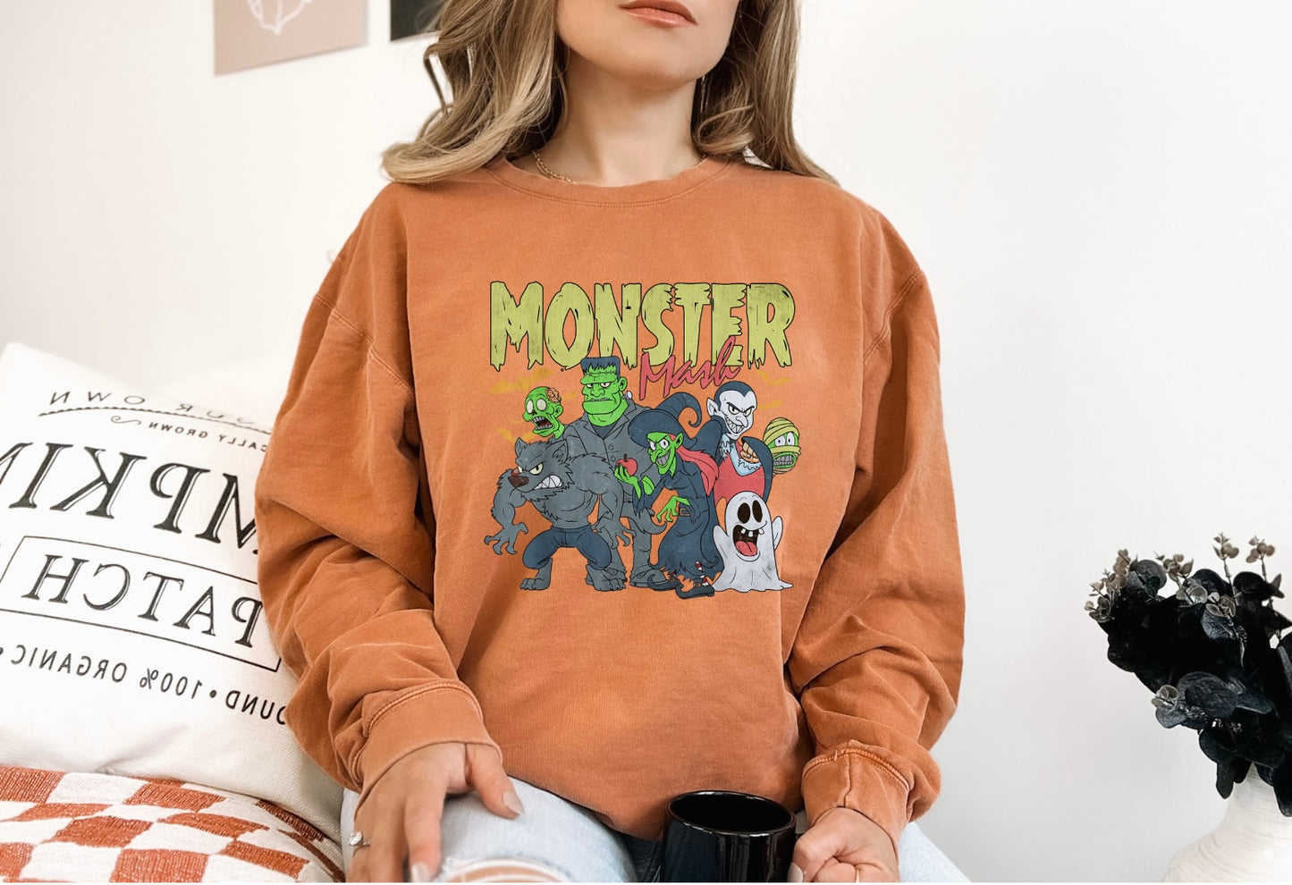 Graveyard Smash Vintage Women’s Crewneck