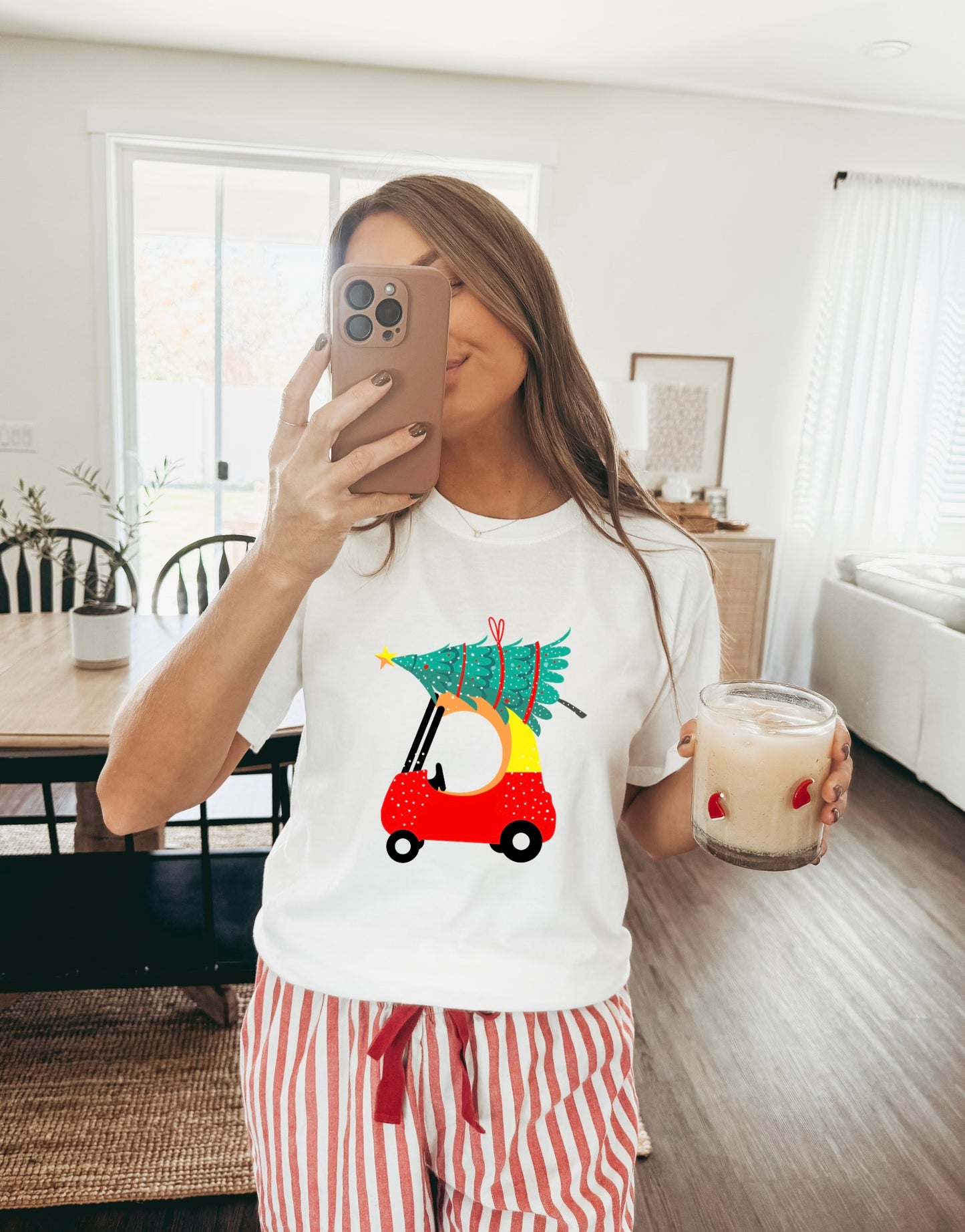 Retro Rides & Christmas Vibes