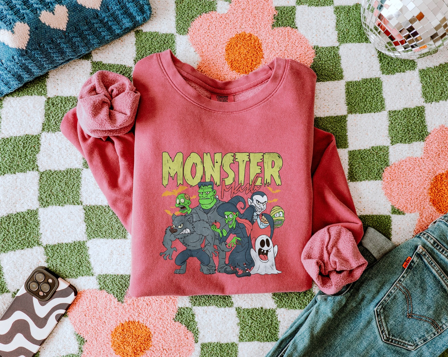 Graveyard Smash Vintage Women’s Crewneck