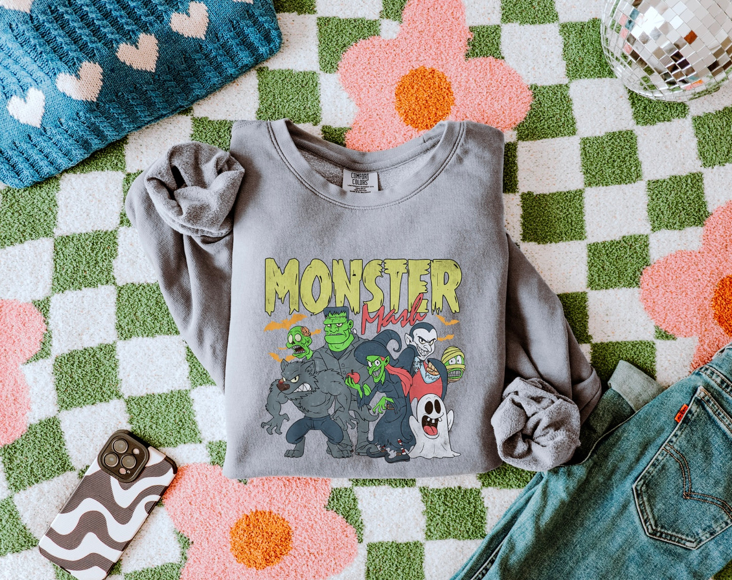 Graveyard Smash Vintage Women’s Crewneck