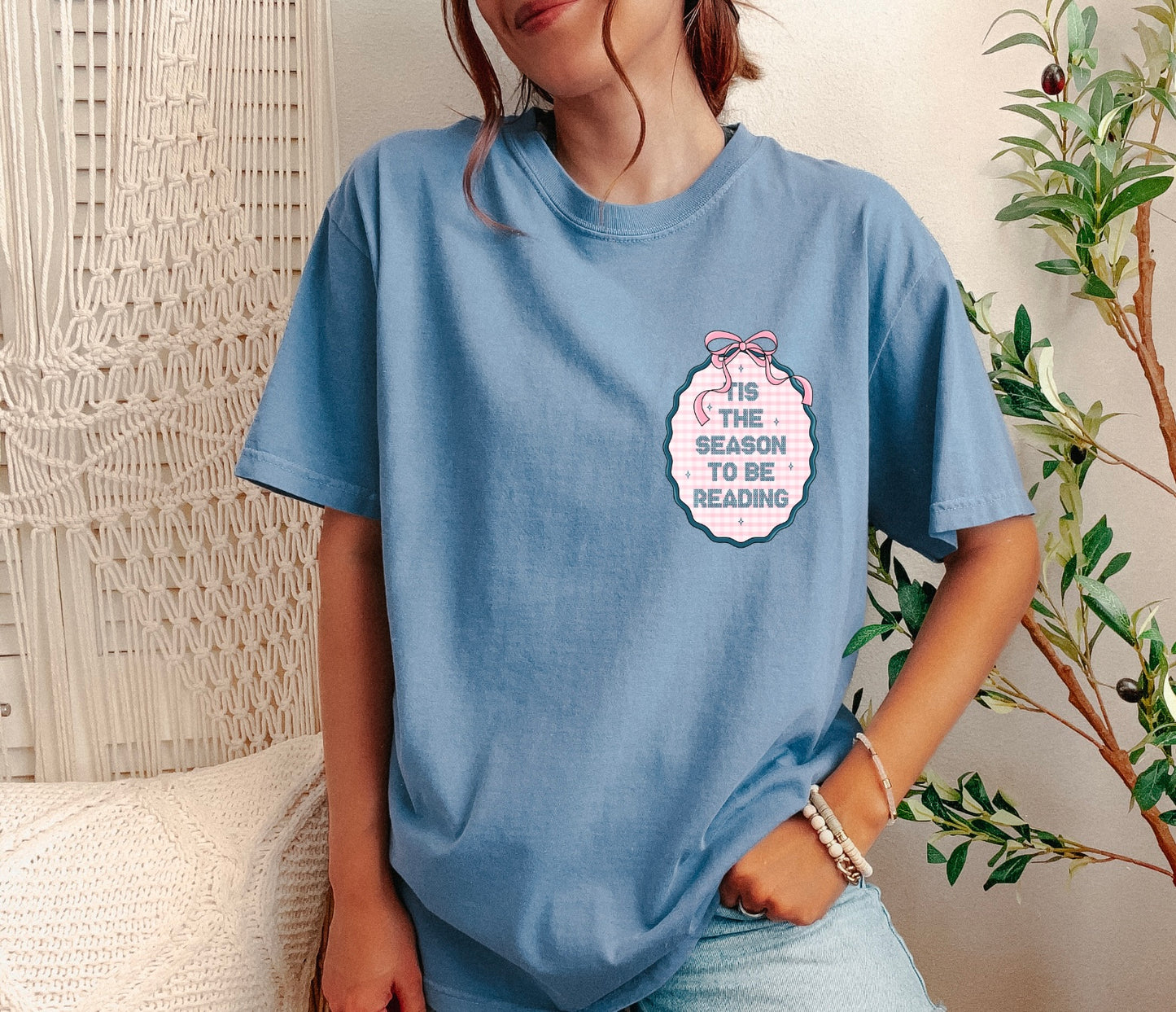 Tis The Season To Be Reading Tee