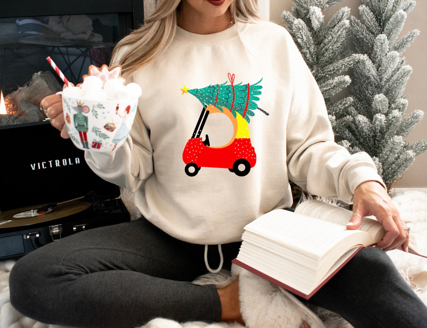 Retro Rides & Christmas Vibes