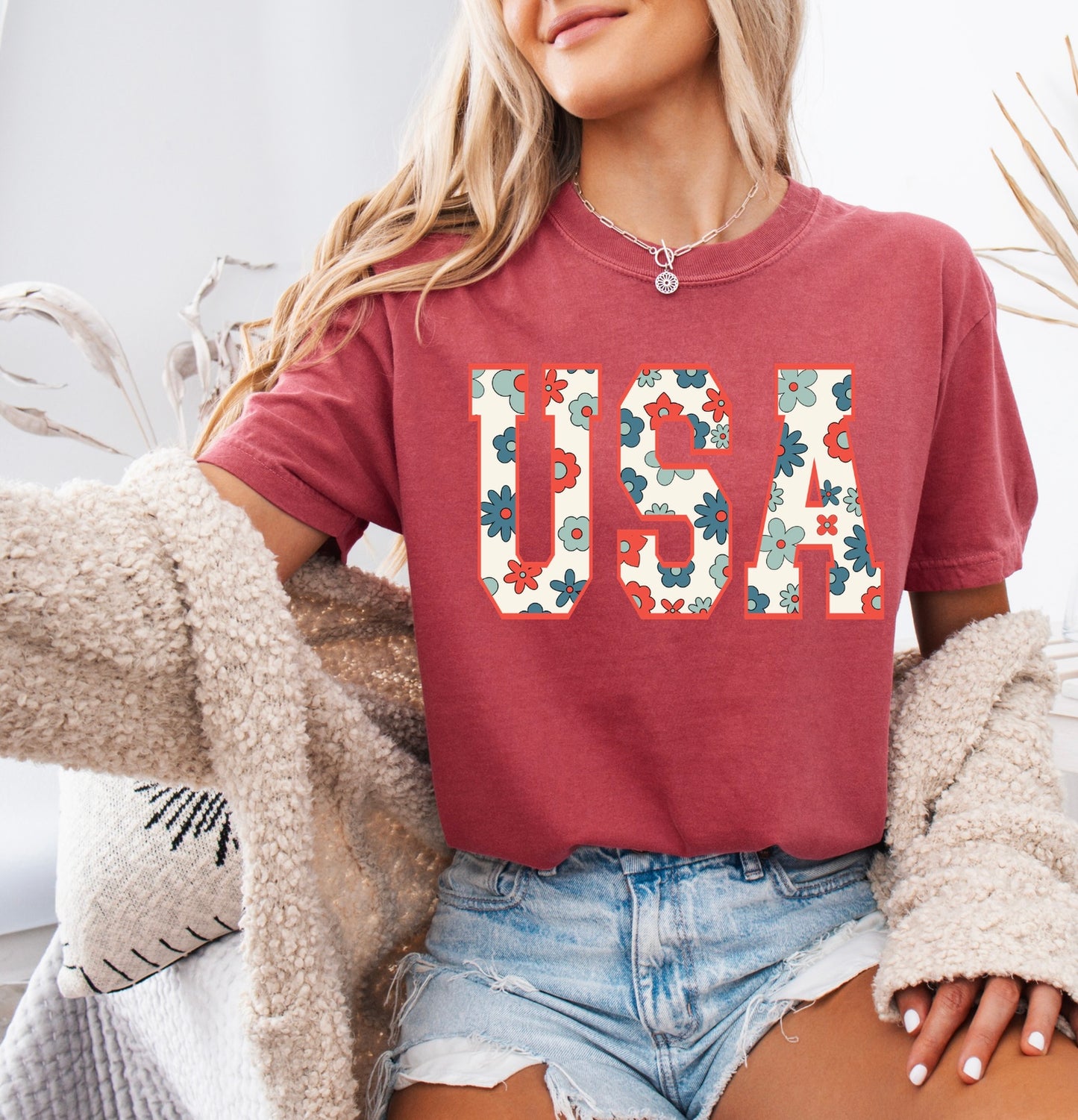Land That I Love Floral Tee