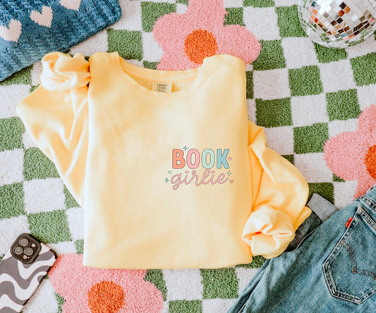 Book Girlie Crewneck