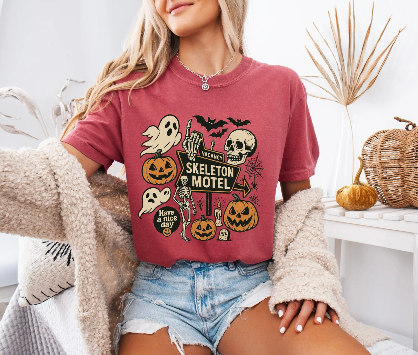 Skelton Inn Women’s Tee