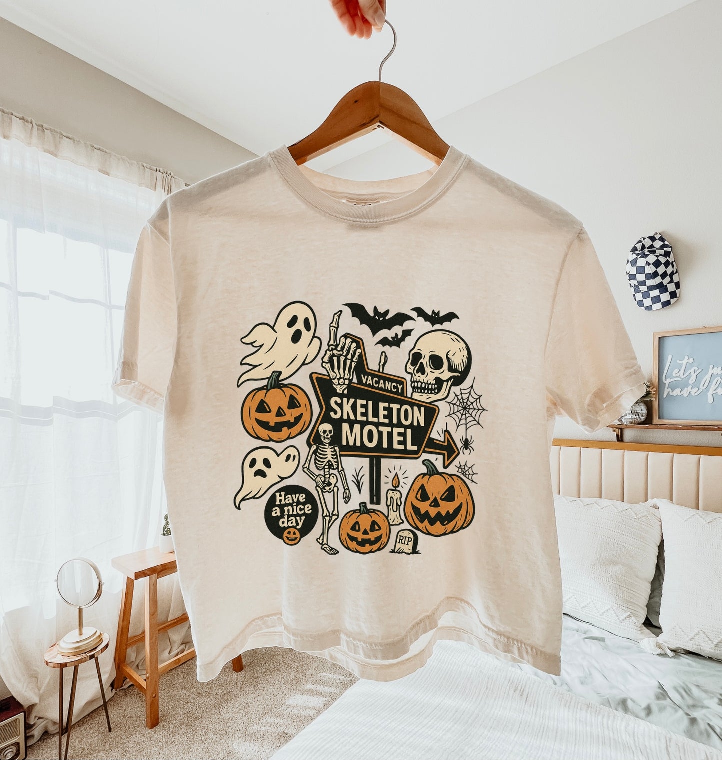 Skelton Inn Women’s Tee
