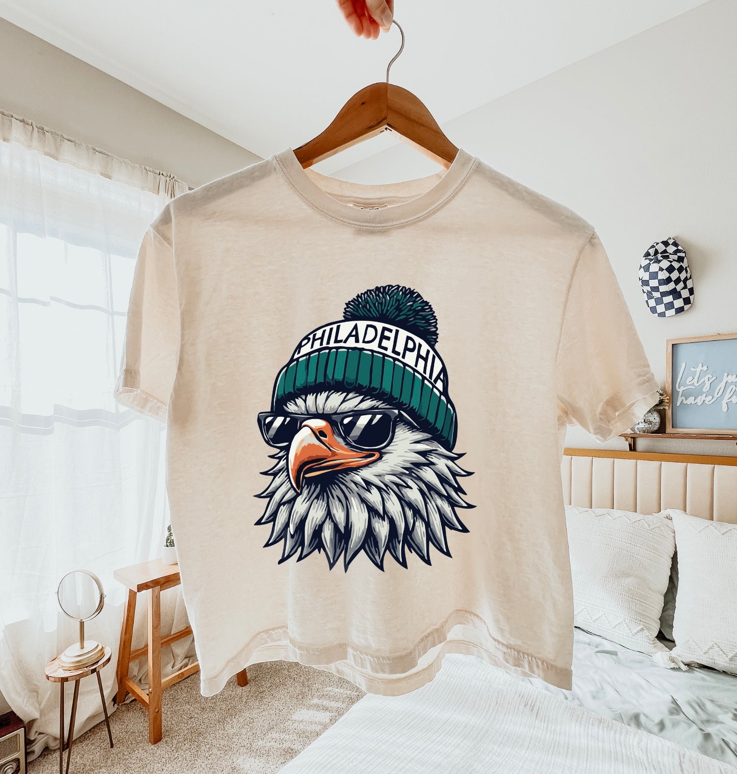 Philadelphia Eagles Women’s Tee