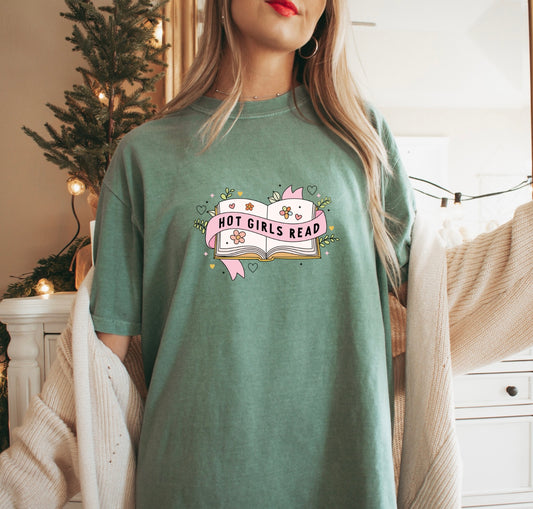 Hot Girls Read Tee